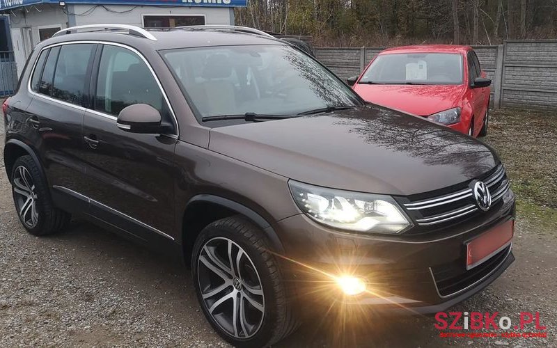 2012' Volkswagen Tiguan photo #5