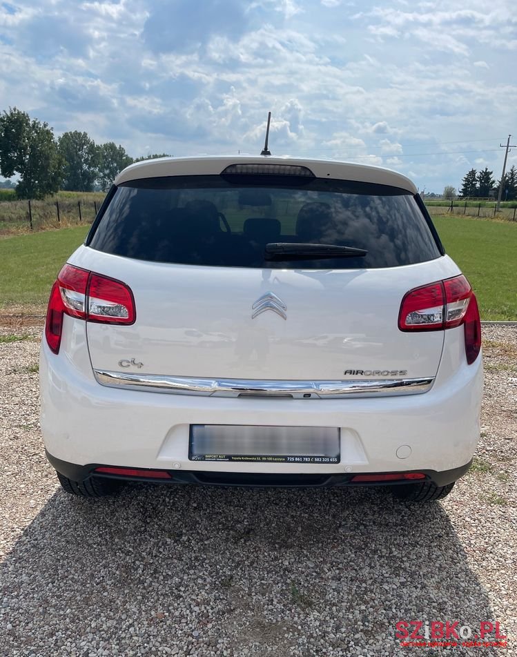 2012' Citroen C4 Aircross photo #6