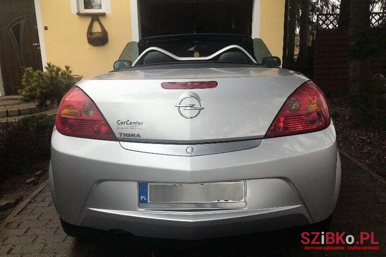 2005' Opel Tigra photo #1