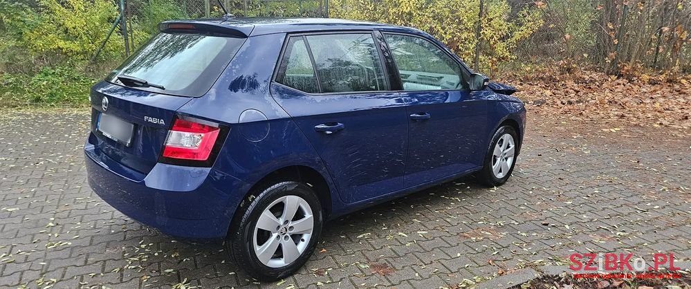2017' Skoda Fabia 1.0 Joy photo #6
