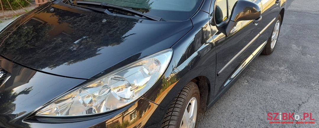 2011' Peugeot 207 photo #3