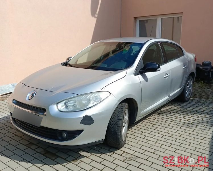 2012' Renault Fluence photo #3