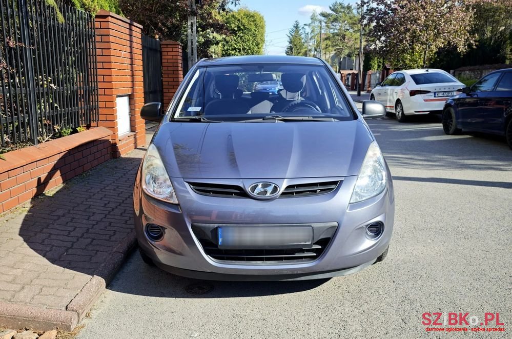2009' Hyundai i20 1.2 Edition Plus photo #3