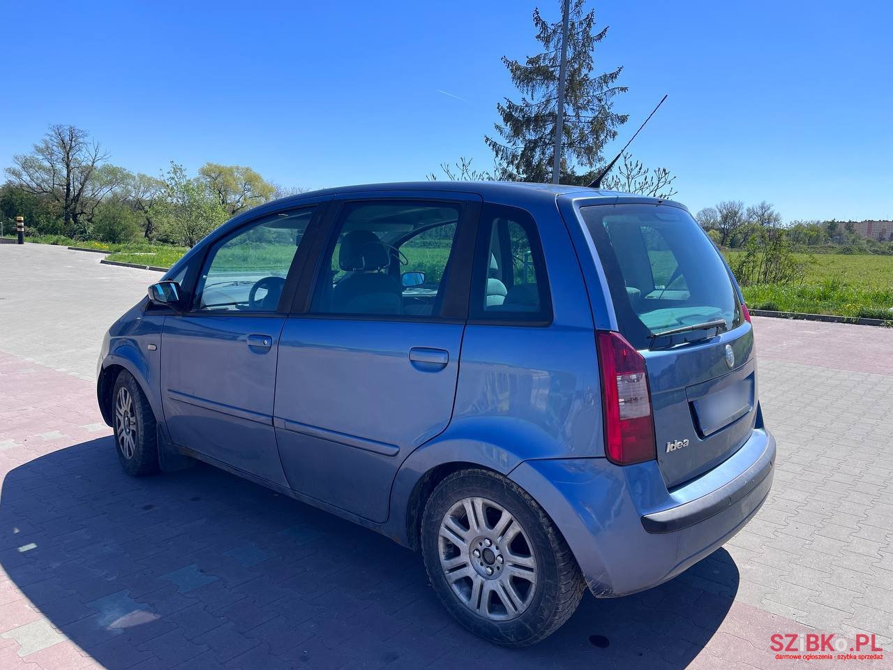 2004' Fiat Idea photo #2