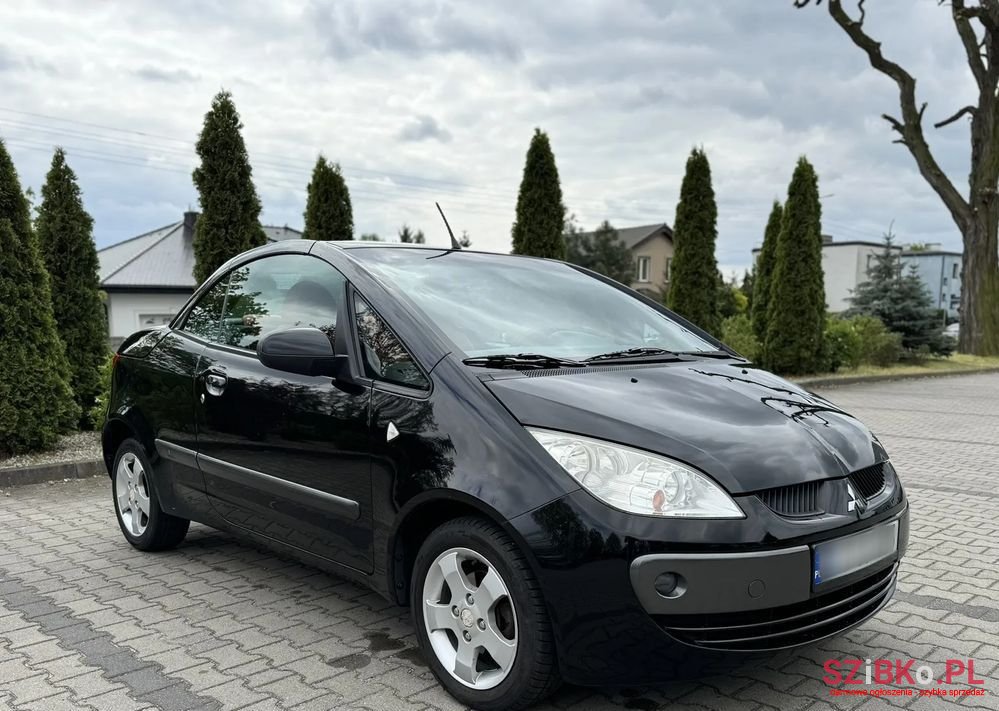 2006' Mitsubishi Colt photo #3