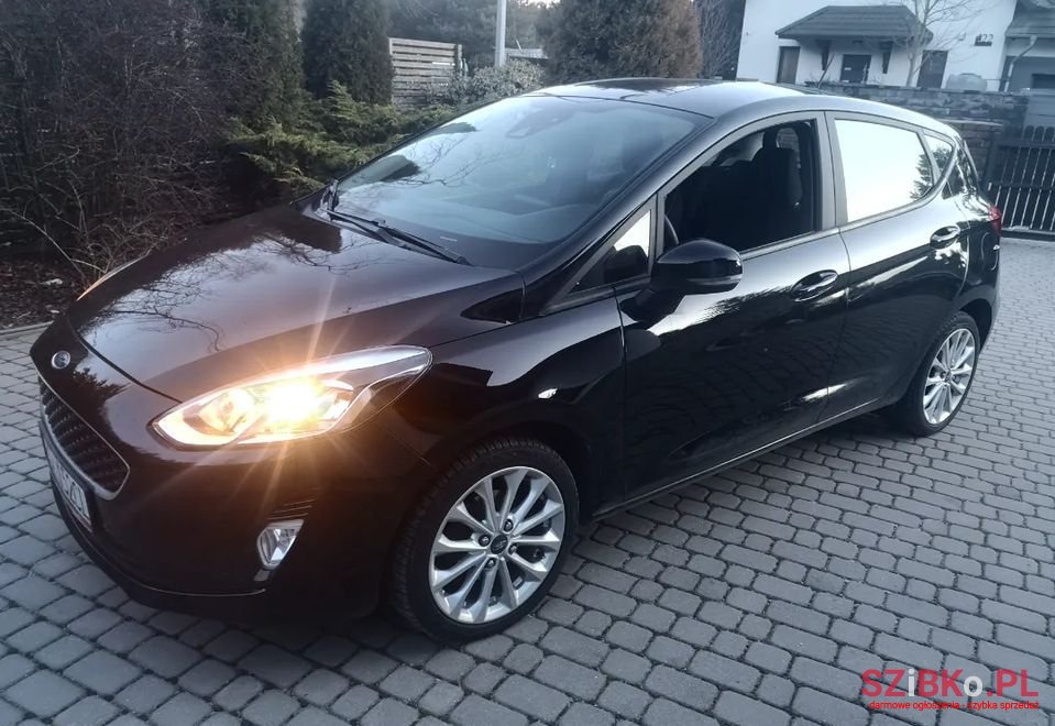 2017' Ford Fiesta photo #1