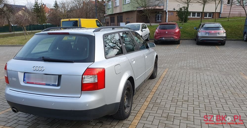 2003' Audi A4 Avant photo #4