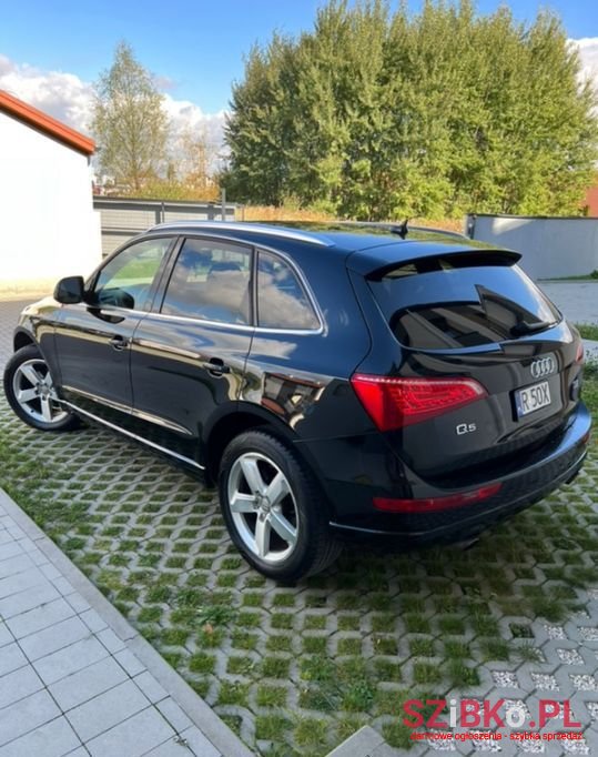2010' Audi Q5 photo #4