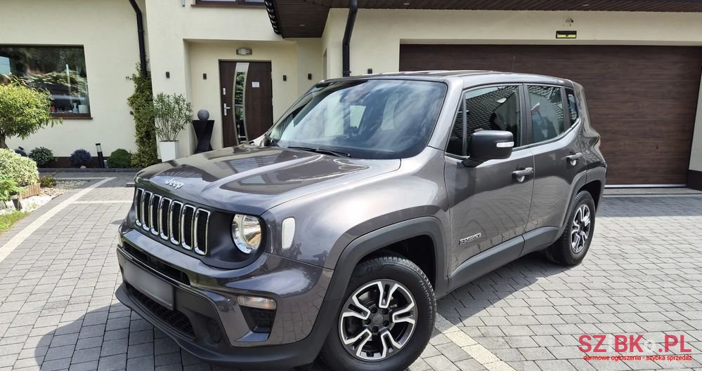 2019' Jeep Renegade photo #1