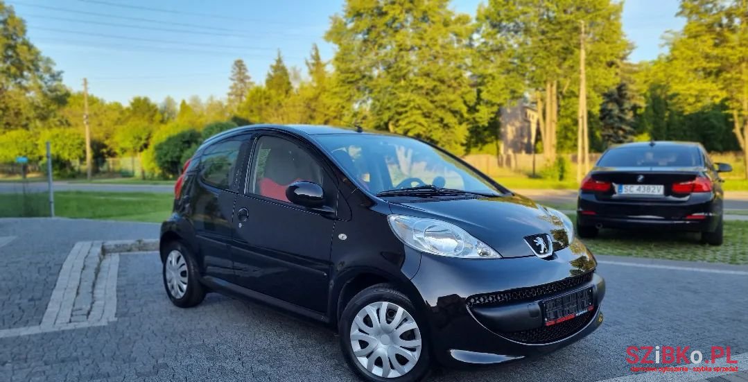 2007' Peugeot 107 photo #5