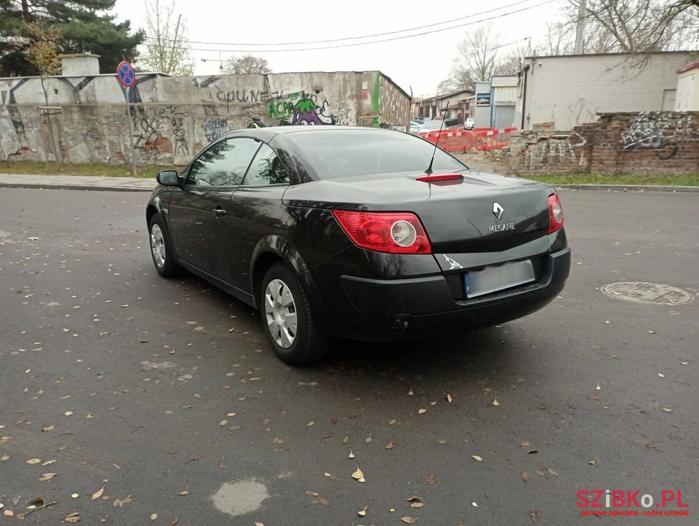 2008' Renault Megane photo #3