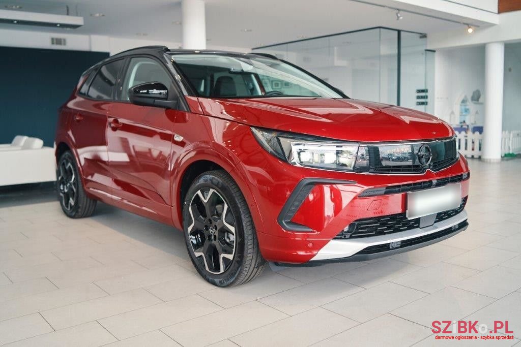 2023' Opel Grandland X photo #2