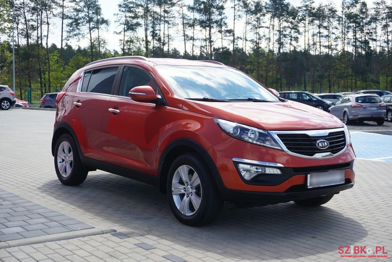 2010' Kia Sportage photo #3