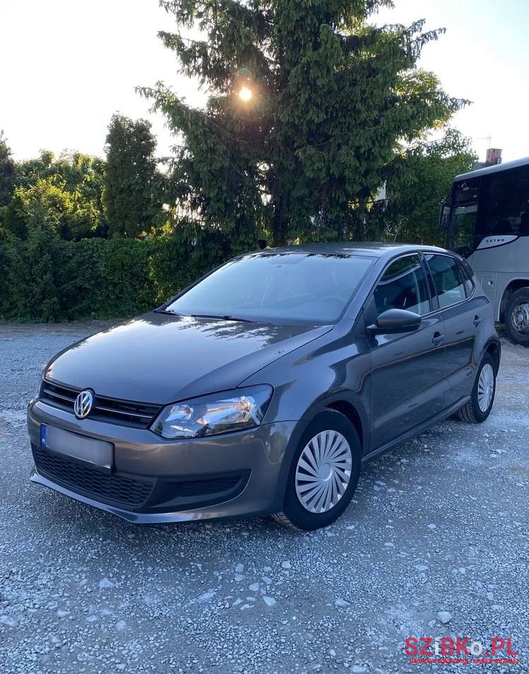 2009' Volkswagen Polo 1.2 Trendline photo #1