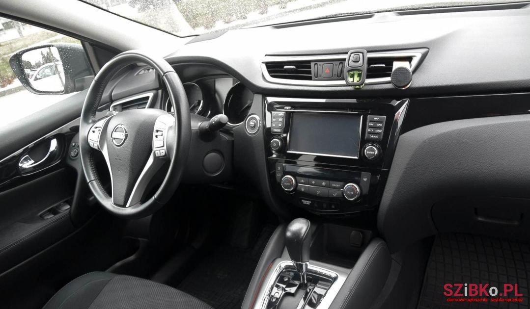 2015' Nissan Qashqai photo #3