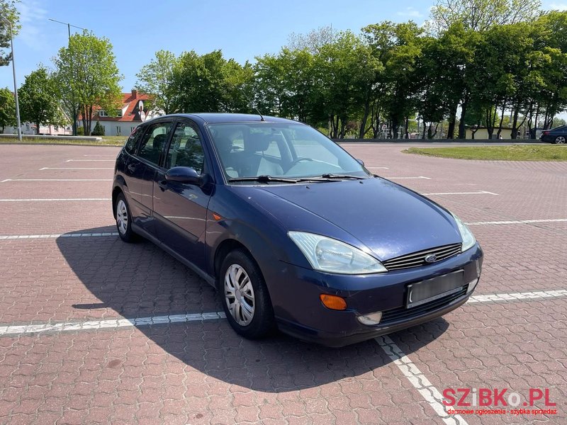 1999' Ford Focus photo #2