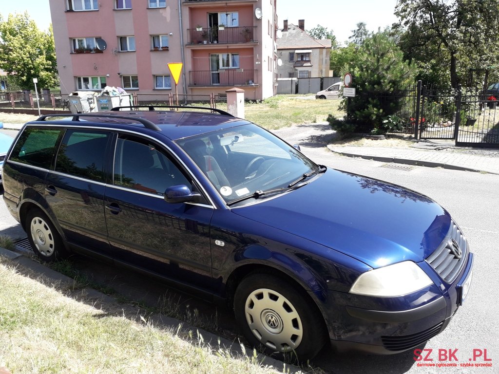 2003' Volkswagen Passat B5 Kombi photo #1