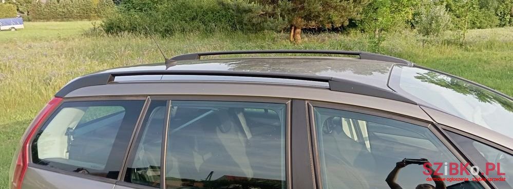 2008' Citroen C4 Grand Picasso photo #6