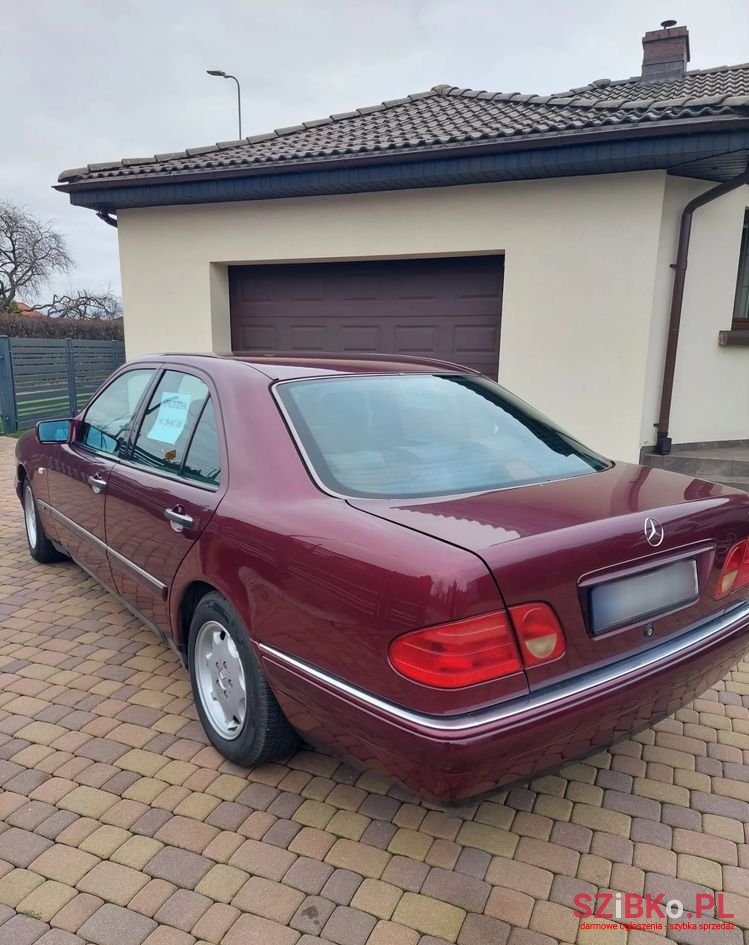 1996' Mercedes-Benz E-Class 290 Td Elegance photo #6