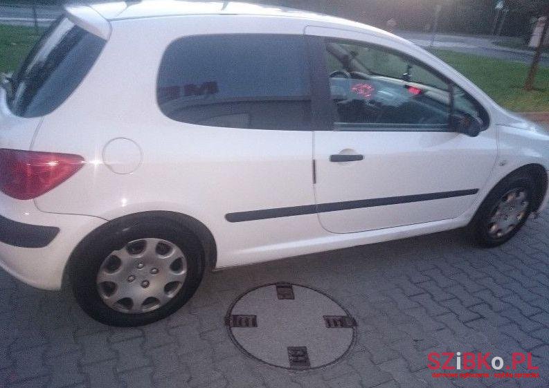 2005' Peugeot 307 photo #1