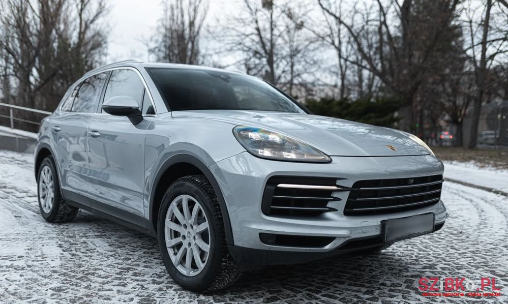 2020' Porsche Cayenne E-Hybrid Tiptronic S photo #6