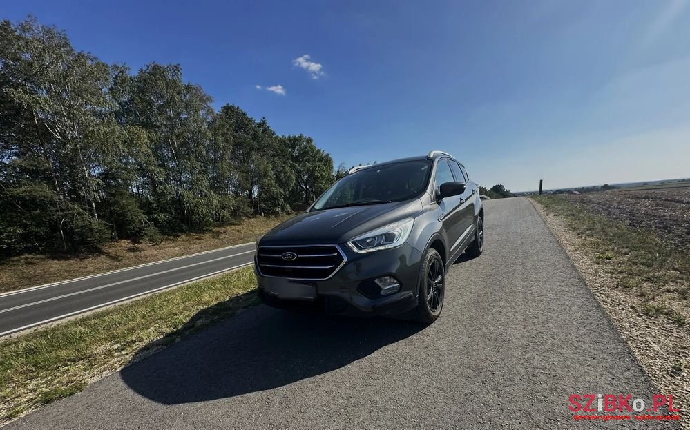2019' Ford Kuga 2.0 Ecoblue Titanium photo #2