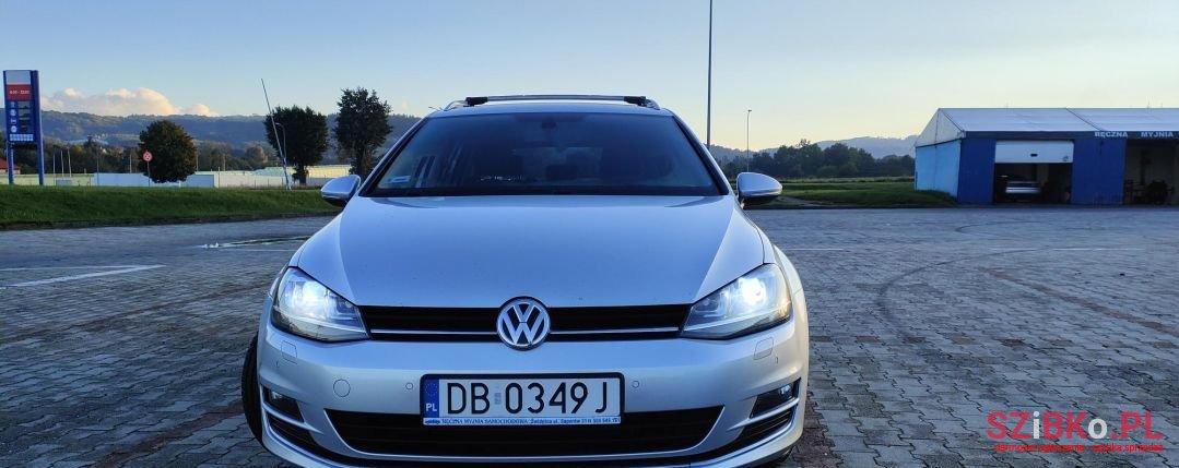 2015' Volkswagen Golf photo #1