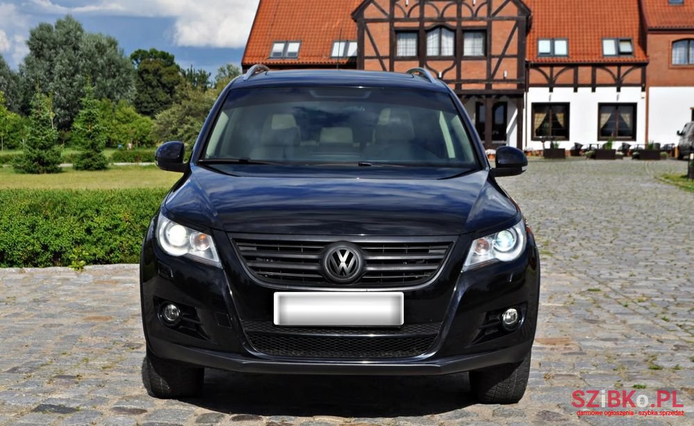 2009' Volkswagen Tiguan photo #5