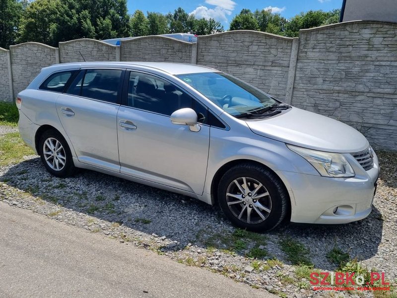 2011' Toyota Avensis 2.0 D-4D Luna photo #3