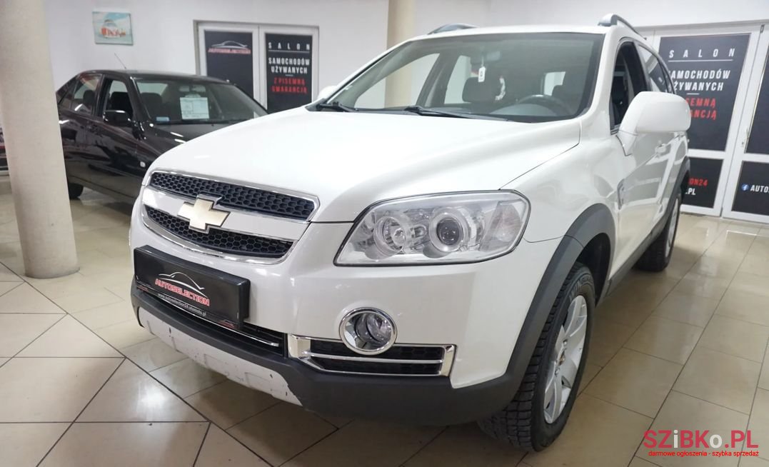 2009' Chevrolet Captiva photo #3