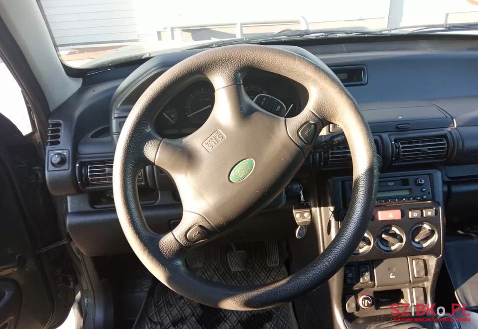 2002' Land Rover Freelander photo #3
