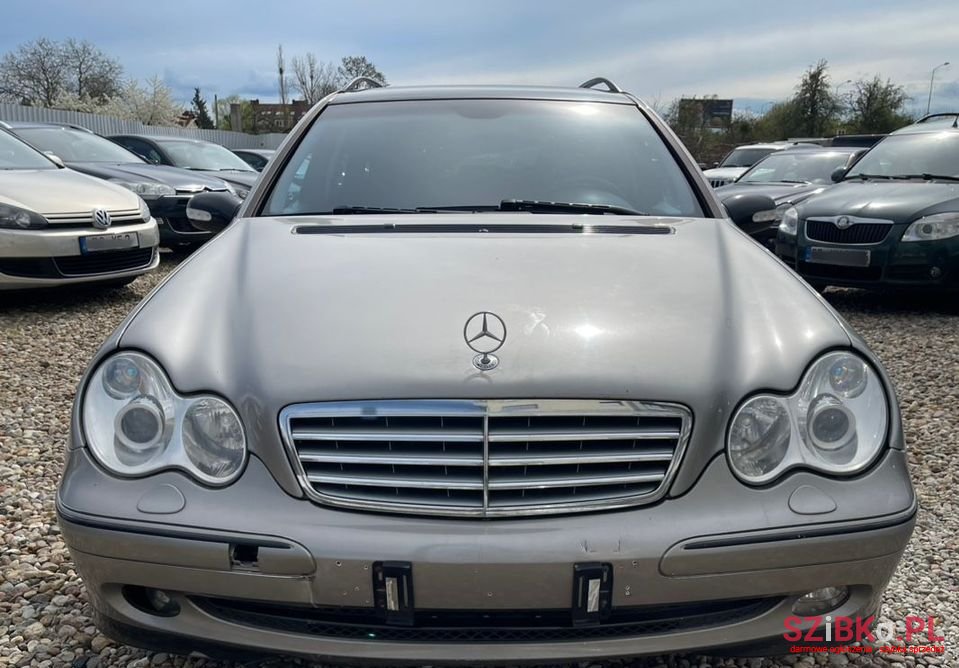 2003' Mercedes-Benz C-Class photo #2