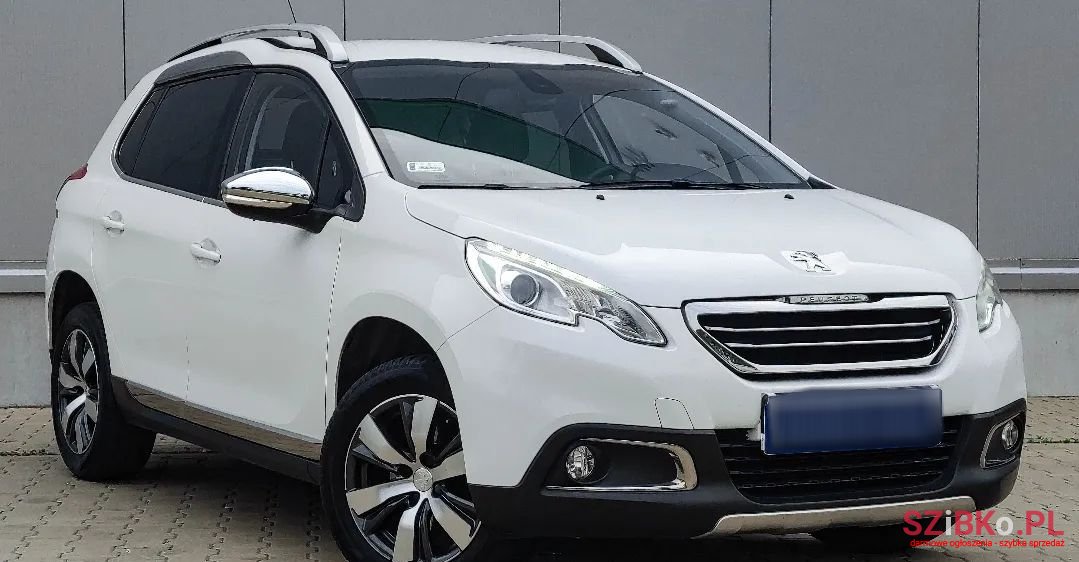 2015' Peugeot 2008 photo #1