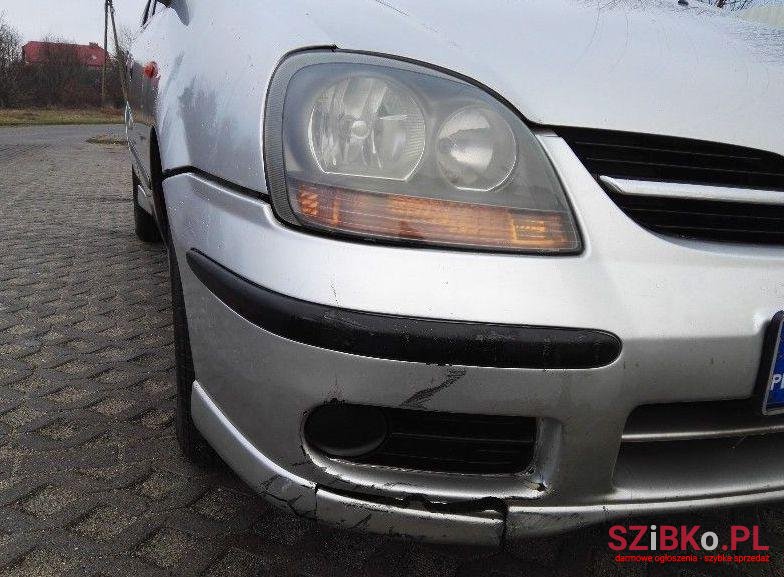 2000' Nissan Almera photo #1