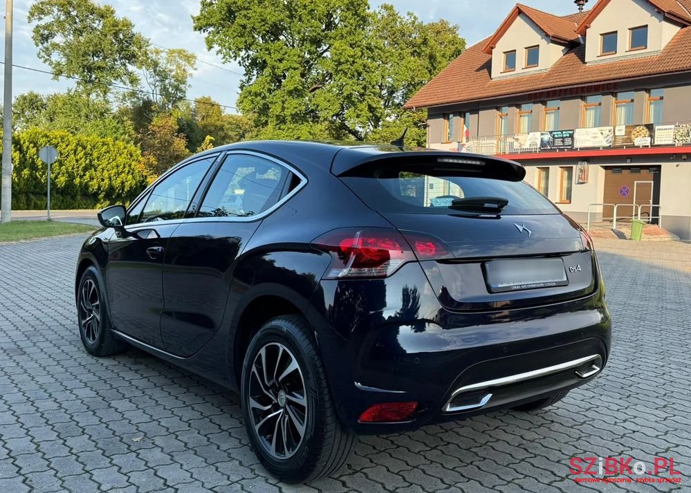 2016' Citroen DS4 photo #5