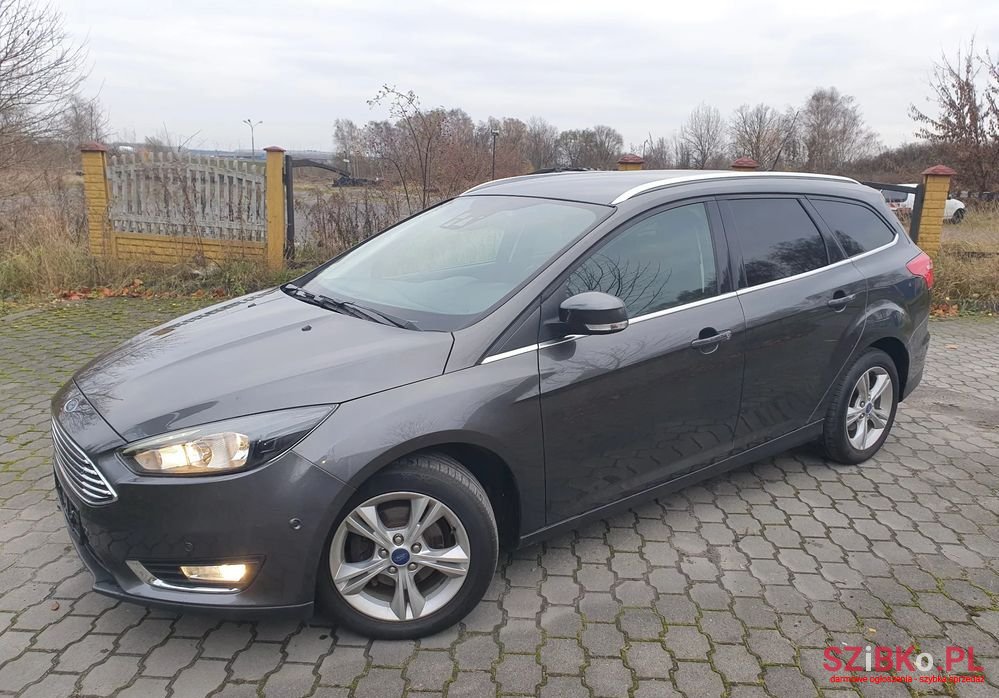 2015' Ford Focus photo #6