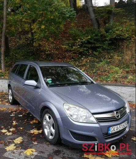 2007' Opel Astra photo #1