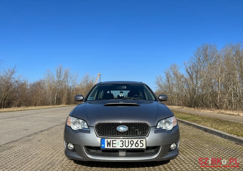 2008' Subaru Legacy photo #4