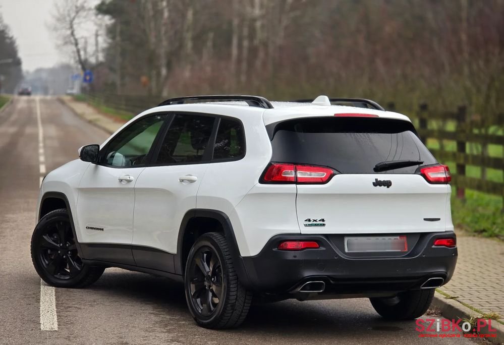 2017' Jeep Cherokee photo #2