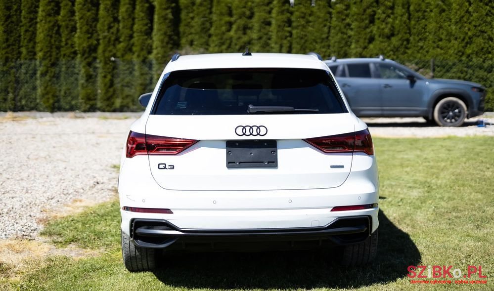 2021' Audi Q3 photo #4