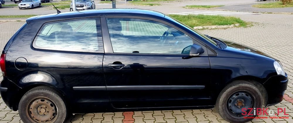 2008' Volkswagen Polo photo #5