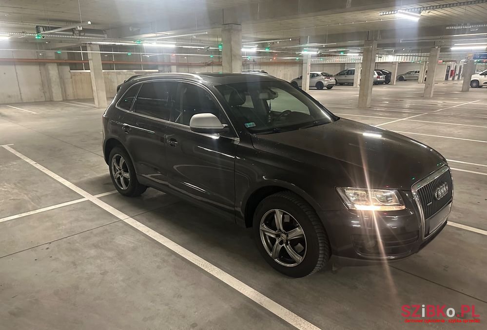 2009' Audi Q5 S Tronic photo #6
