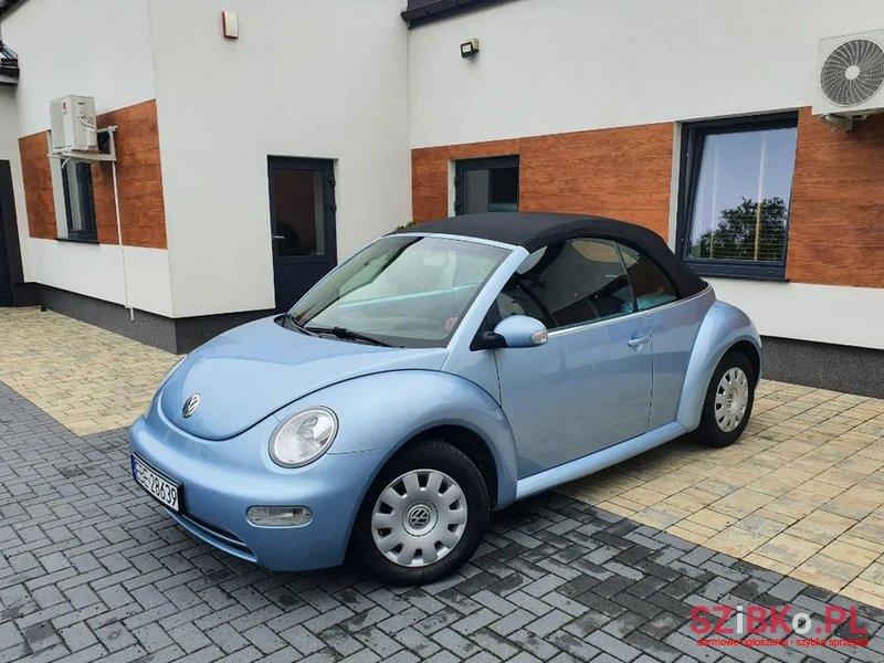 2003' Volkswagen New Beetle photo #2