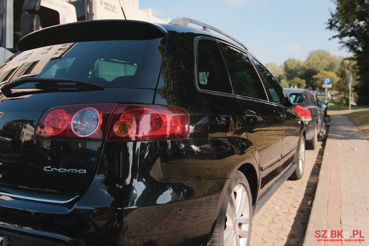 2009' Fiat Croma photo #3