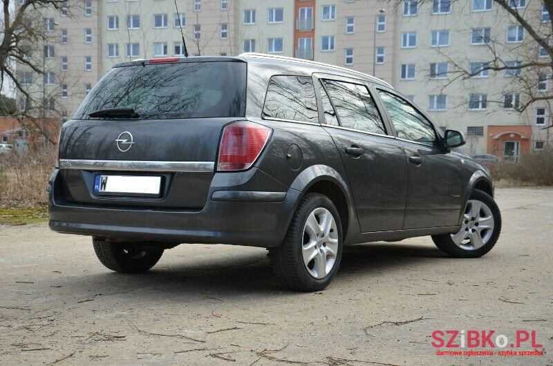 2009' Opel Astra photo #2