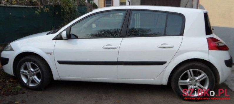 2007' Renault Megane photo #1