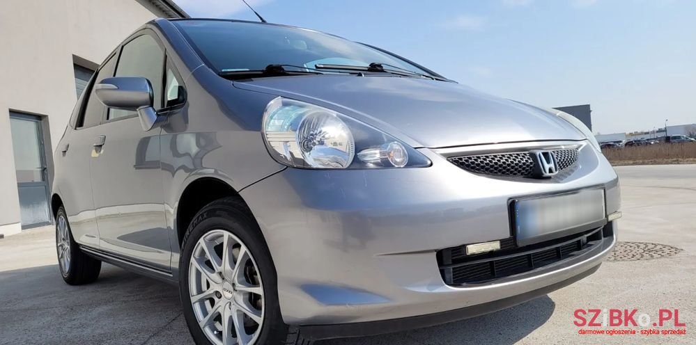 2005' Honda Jazz photo #6