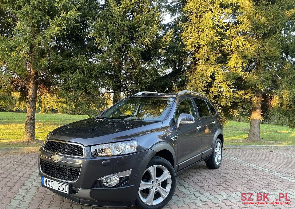 2012' Chevrolet Captiva photo #1