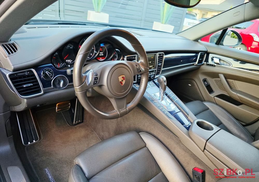 2014' Porsche Panamera Diesel photo #6