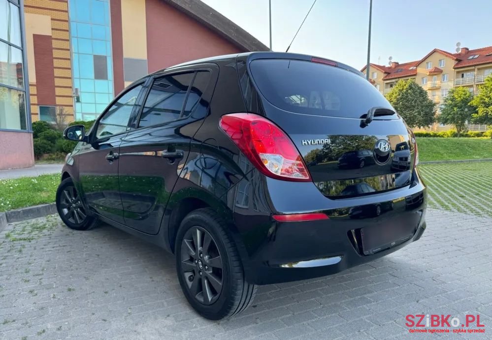 2014' Hyundai i20 photo #4